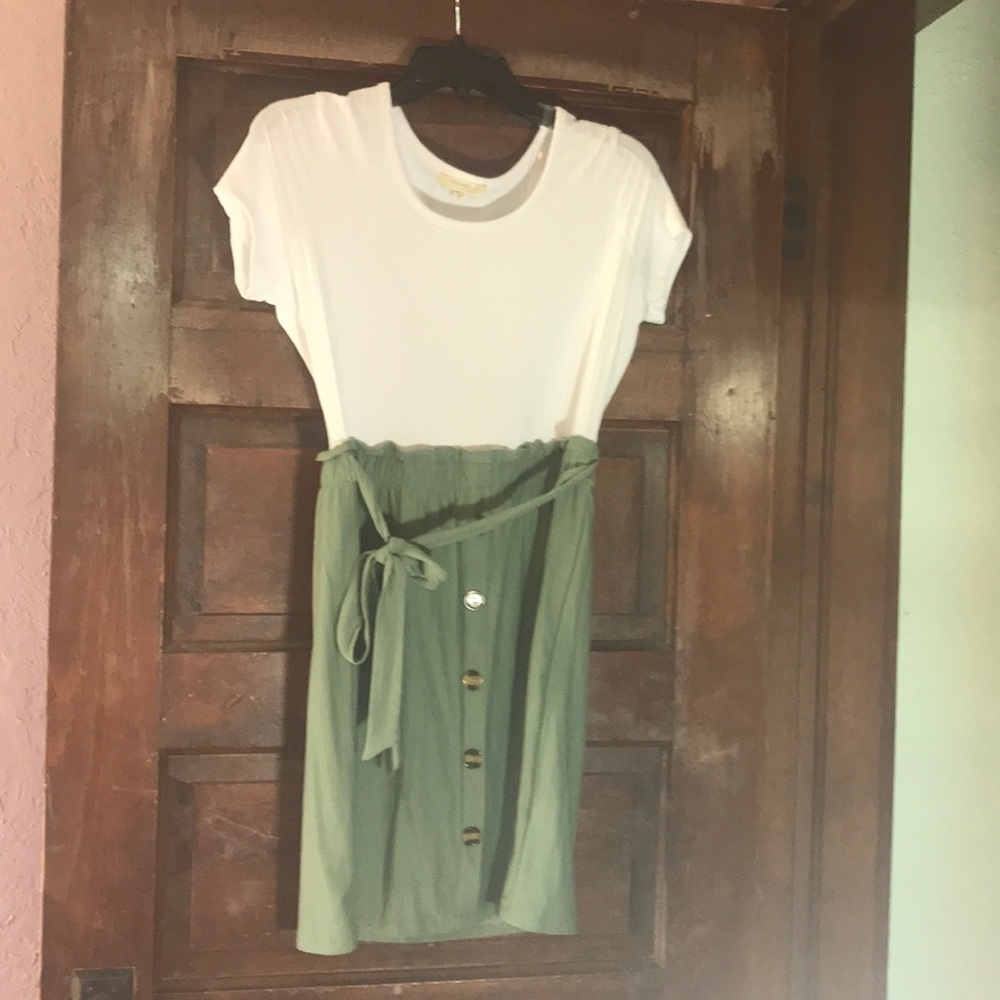 Ultra Flirt Dress Size M